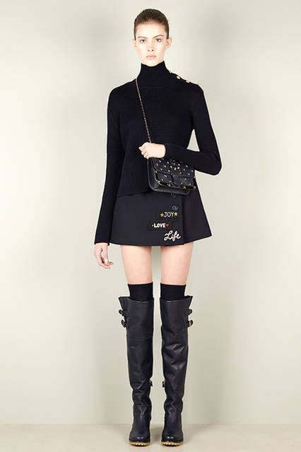 RED-MAIN-FW16-style_15