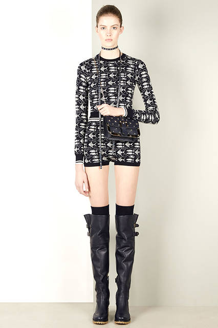 RED-MAIN-FW16-style_22