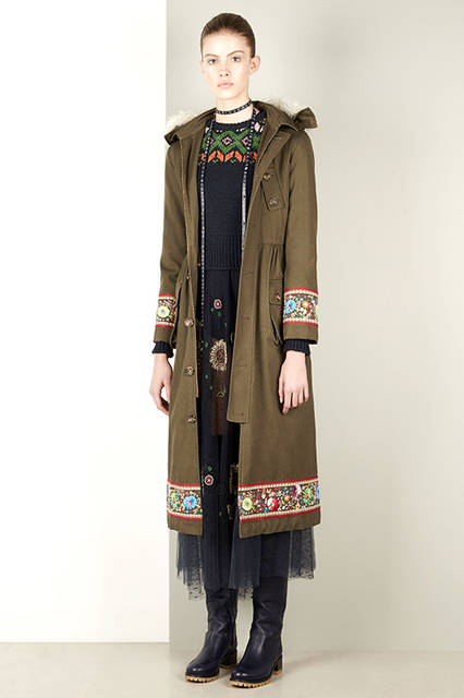 RED-MAIN-FW16-style_43