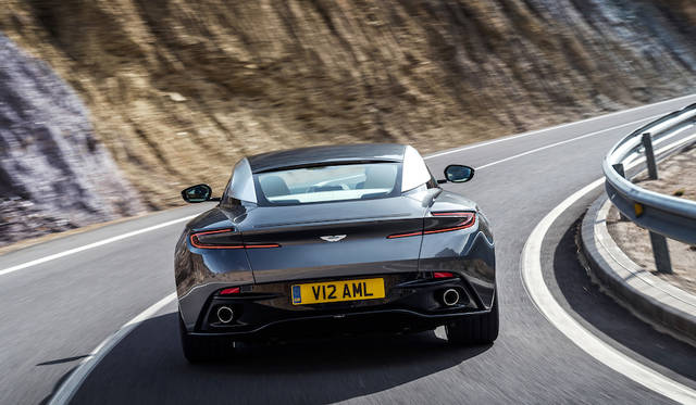 010_Aston-Martin-DB11-Embargo