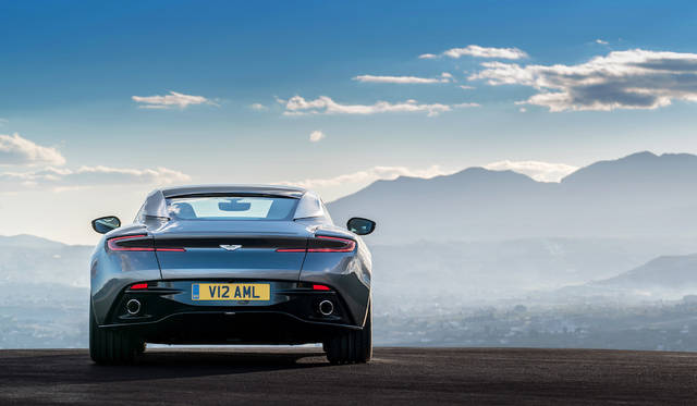018_Aston-Martin-DB11-Embargo
