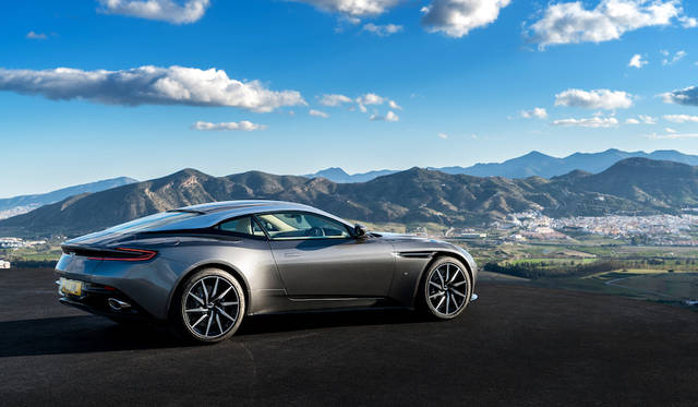 Aston Martin DB11|アストンマーティン DB11 017