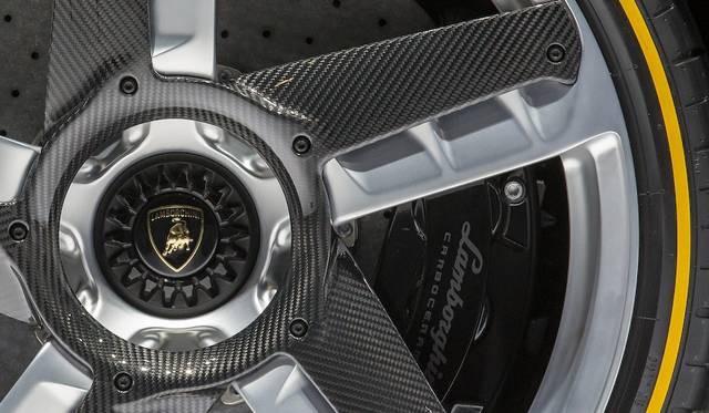 Lamborghini Centenario|ランボルギーニ チェンテナリオ 010