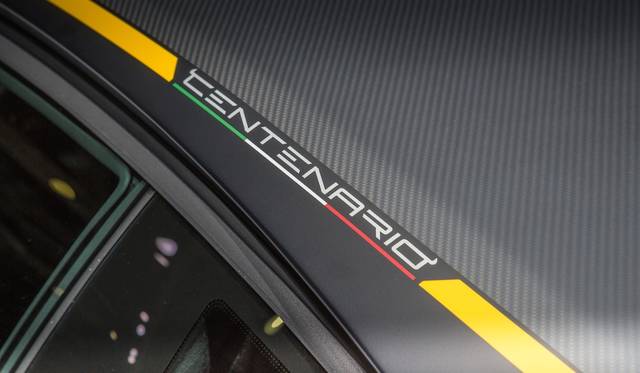 Lamborghini Centenario|ランボルギーニ チェンテナリオ 011