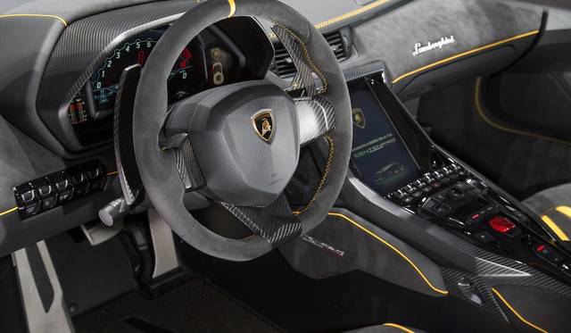 Lamborghini Centenario|ランボルギーニ チェンテナリオ 017