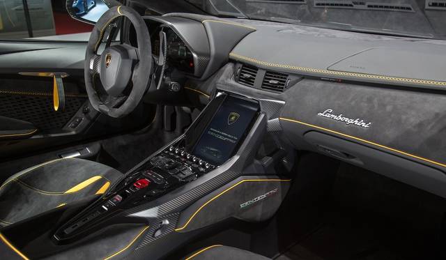 Lamborghini Centenario|ランボルギーニ チェンテナリオ 018