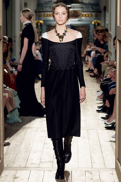 VALENTINO-HC-FW1617-22