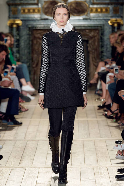 VALENTINO-HC-FW1617-25