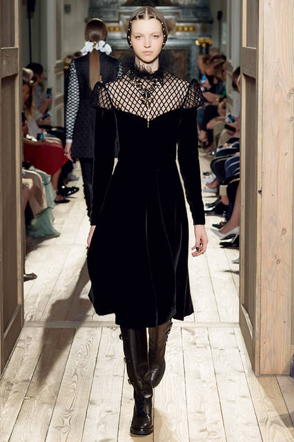 VALENTINO-HC-FW1617-26