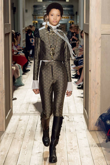 VALENTINO-HC-FW1617-30