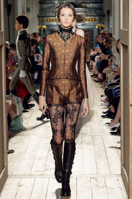 VALENTINO-HC-FW1617-31