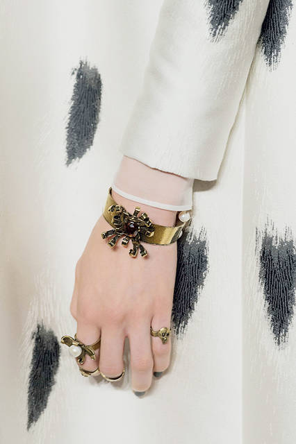 VALENTINO-HC-FW1617-45-DET