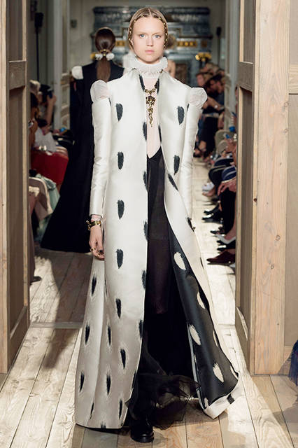 VALENTINO-HC-FW1617-45