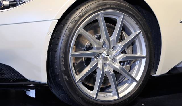 Aston Martin DB11|アストンマーティンDB11 010