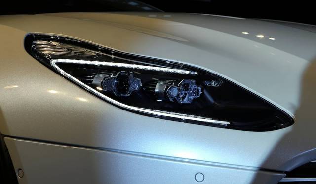 Aston Martin DB11|アストンマーティンDB11 011