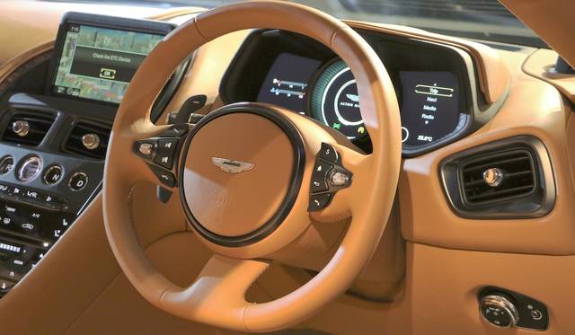 Aston Martin DB11|アストンマーティンDB11 019