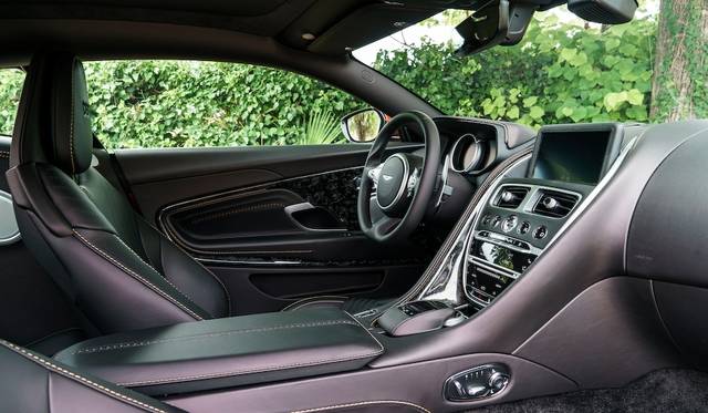 Aston Martin DB11|アストンマーティンDB11 059