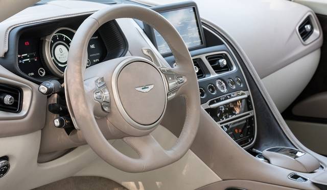 Aston Martin DB11|アストンマーティンDB11 070