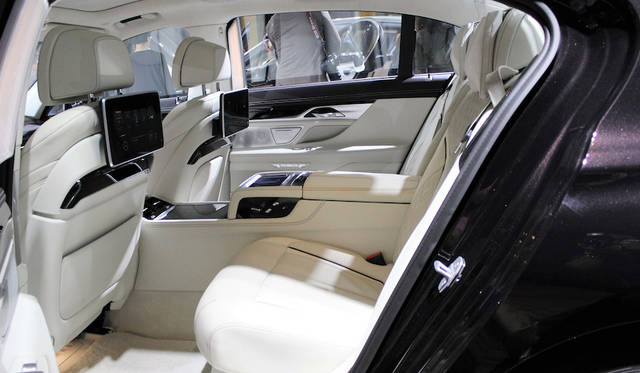 BMW M760Li xDrive|ビー・エム・ダブリュー M760Li xDrive 021