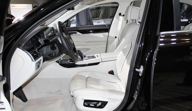 BMW M760Li xDrive|ビー・エム・ダブリュー M760Li xDrive 022