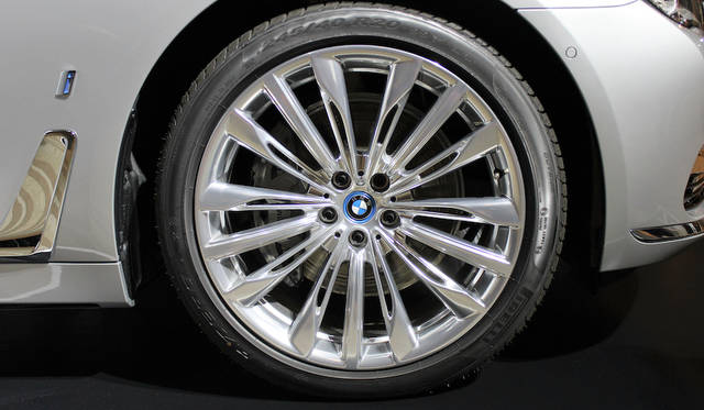 BMW 740e iPerformance|ビー・エム・ダブリュー 740i iパフォーマンス 007