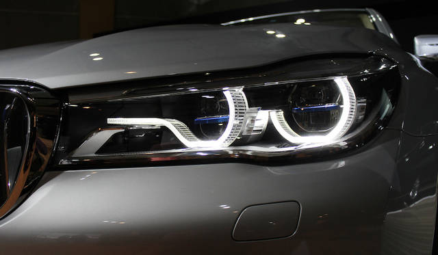 BMW 740e iPerformance|ビー・エム・ダブリュー 740i iパフォーマンス 008