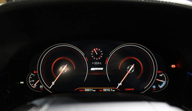 BMW 740e iPerformance|ビー・エム・ダブリュー 740i iパフォーマンス 018