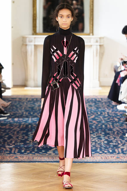 VALENTINO-PAP-SS17-01