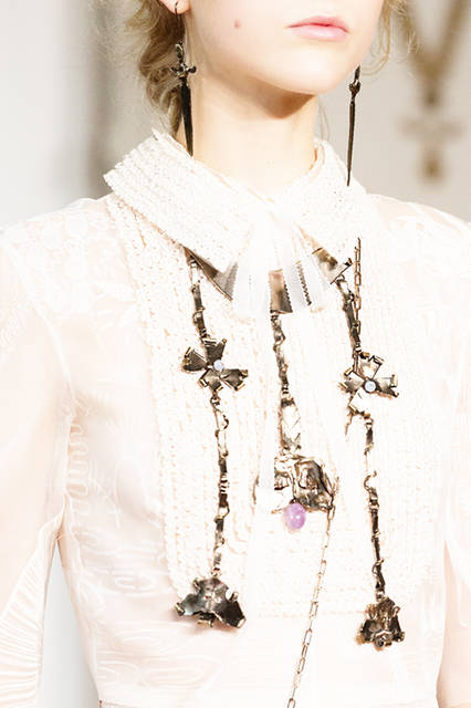 VALENTINO-PAP-SS17-06-DET