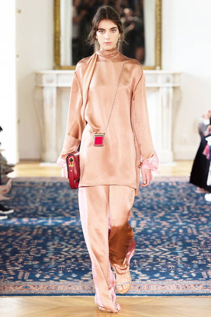 VALENTINO-PAP-SS17-18