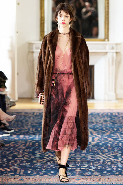 VALENTINO-PAP-SS17-19