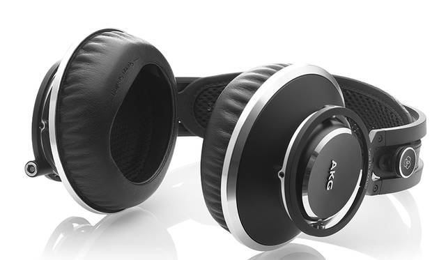最上位モデルの密閉型ヘッドホン「K872」が登場｜AKG ギャラリー