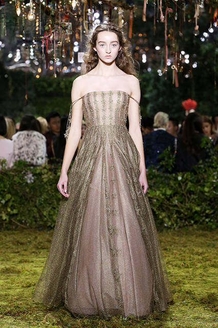 Dior-Haute-Couture-SS17_Look-25