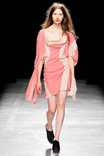 AK-VW_SS17_FOH_HiRes_006