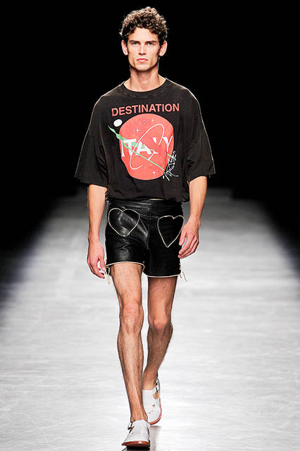 AK-VW_SS17_FOH_HiRes_009