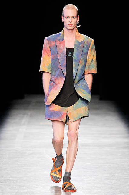 AK-VW_SS17_FOH_HiRes_032