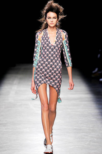 AK-VW_SS17_FOH_HiRes_040