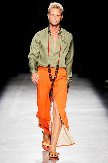 AK-VW_SS17_FOH_HiRes_043