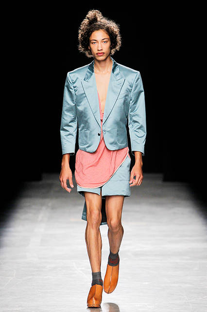 AK-VW_SS17_FOH_HiRes_045