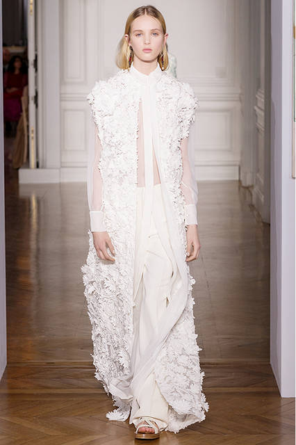 VALENTINO-HC-PE17-19