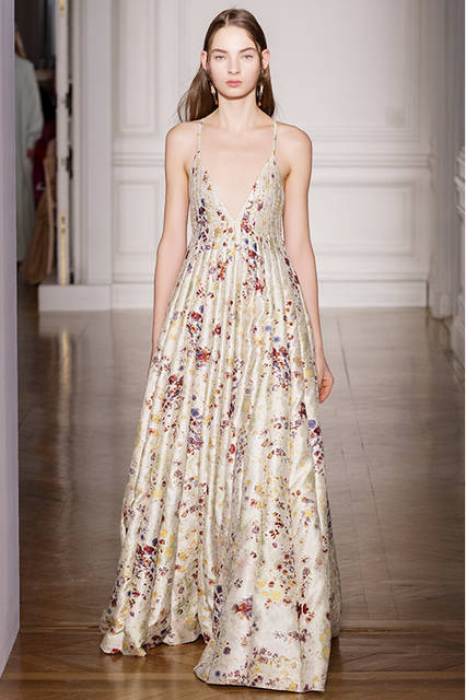 VALENTINO-HC-PE17-24
