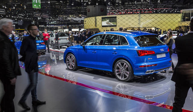 Audi SQ5|アウディ SQ5 006