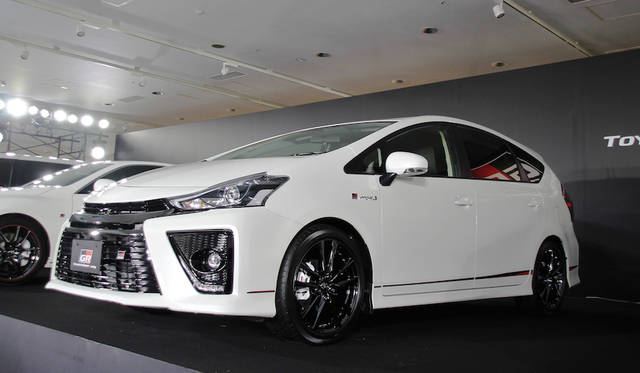 トヨタ GR|Toyota GR045 PRIUS α GR SPORT