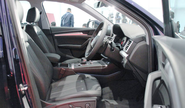 Audi Q5|アウディQ5015