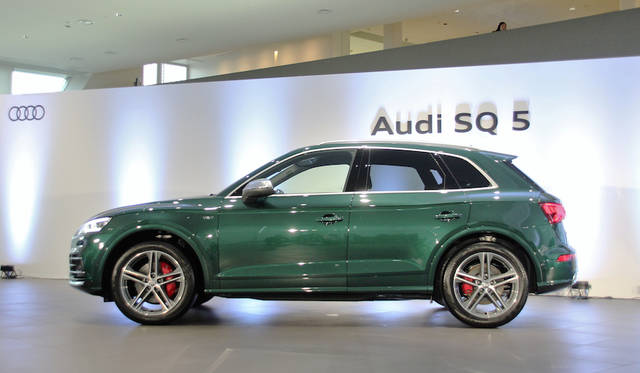 Audi SQ5|アウディSQ5020