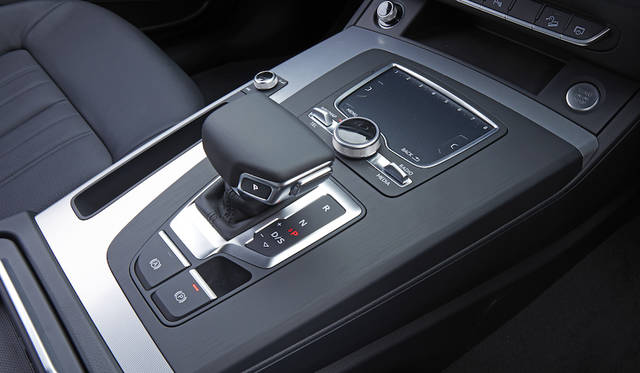Audi Q5|アウディQ5052