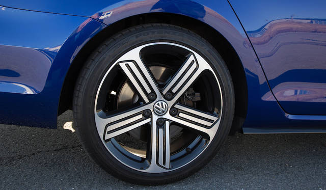 Volkswagen Golf R Variant|フォルクスワーゲン ゴルフR ヴァリアント043