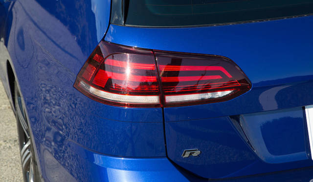 Volkswagen Golf R Variant|フォルクスワーゲン ゴルフR ヴァリアント044