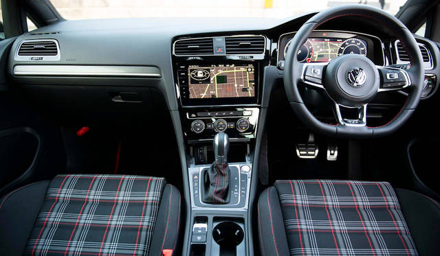 036_vw_golf_gti_unex