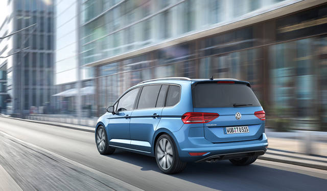 Volkswagen Touran|フォルクスワーゲン トゥーラン 03